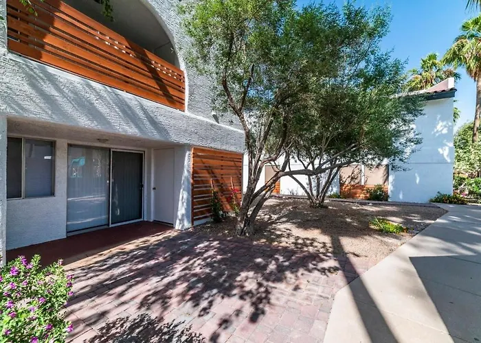 Holiday home 77 Sunny 2bd 2ba W Heated Pool *