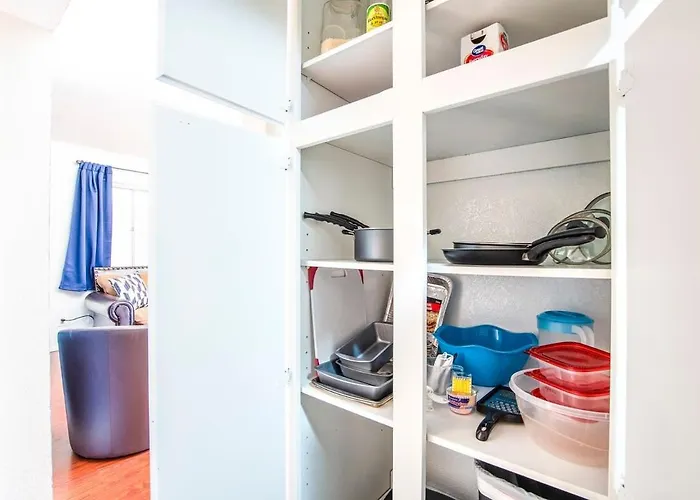 77 Sunny 2bd 2ba W Heated Pool Holiday home *
